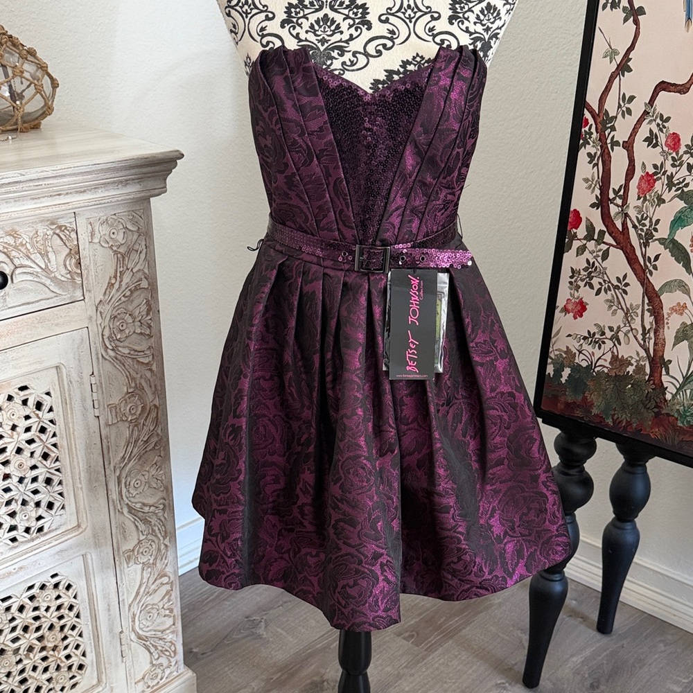 Vintage Betsey Johnson Purple & Black metallic Strapless Dress with Belt Size 6